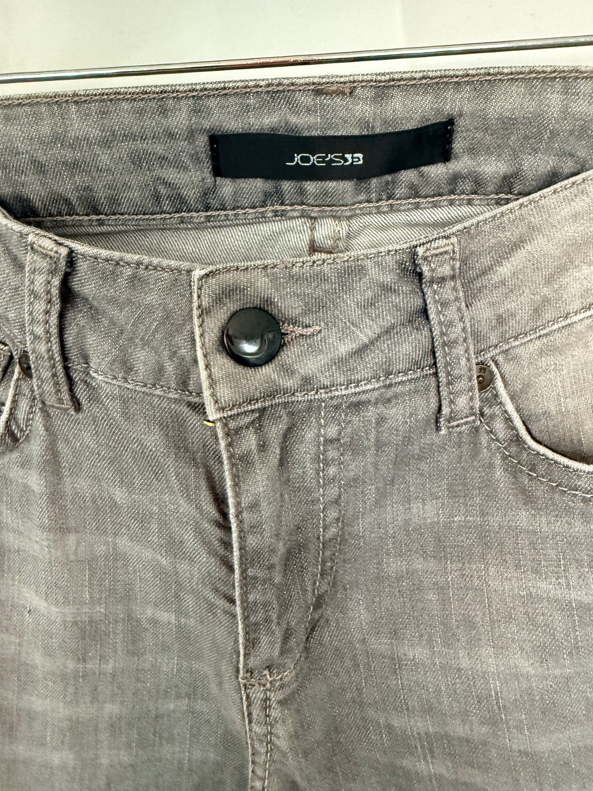 #143 Joe’s Jeans gray denim straight leg jeans women’s size 26