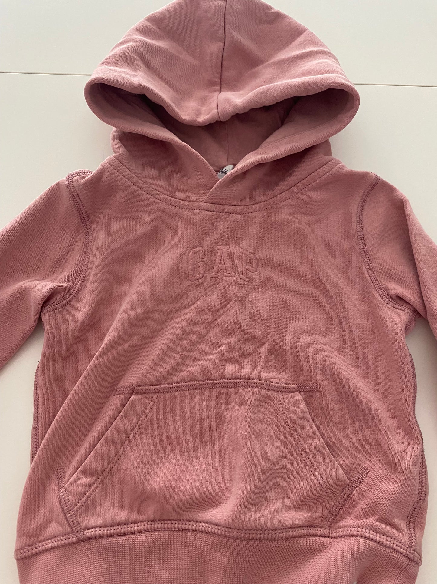 #117- Girls 3T, Gap pink hoodie sweatshirt, GUC