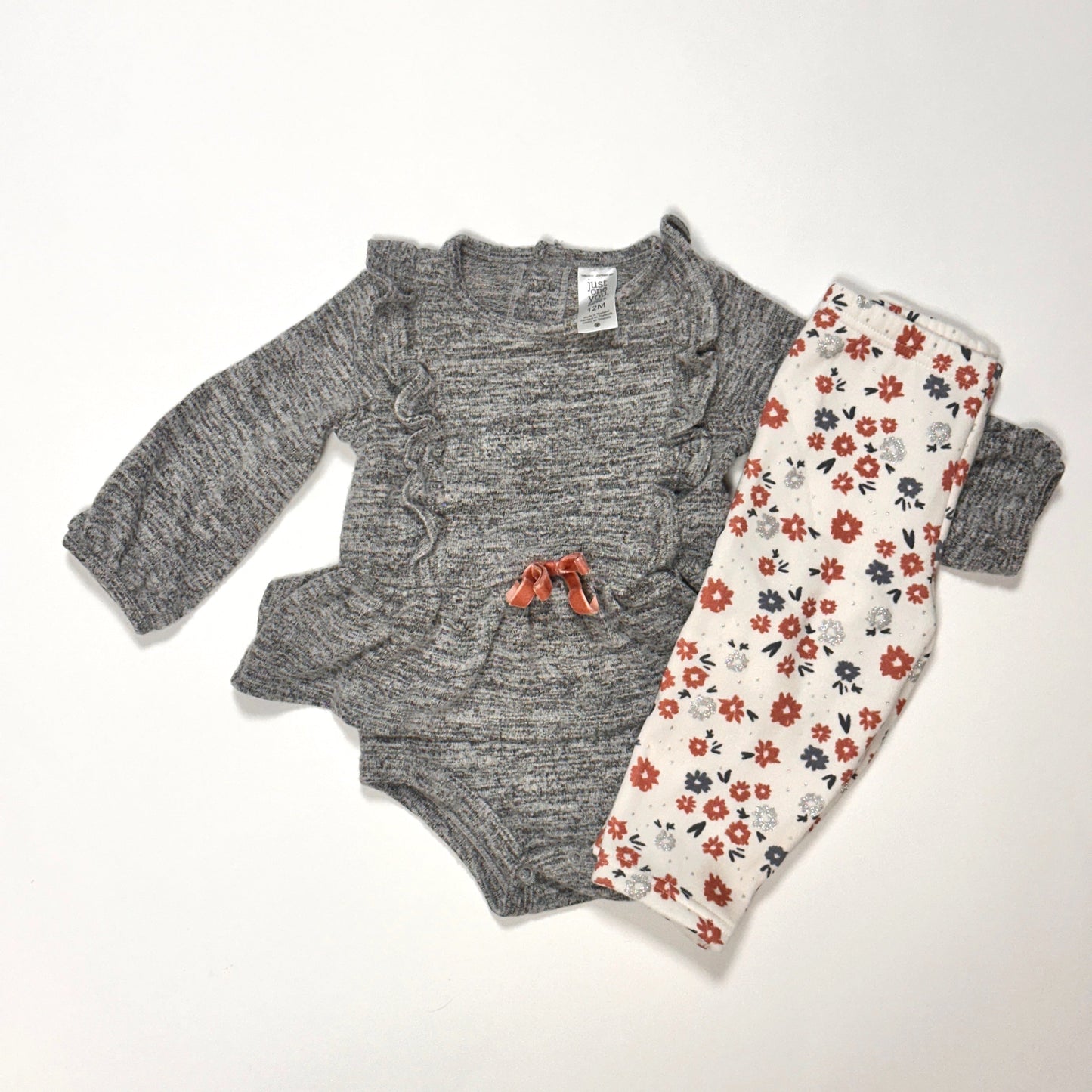 #87 Carters 12 month Long Sleve outfit with Fleece Plants.