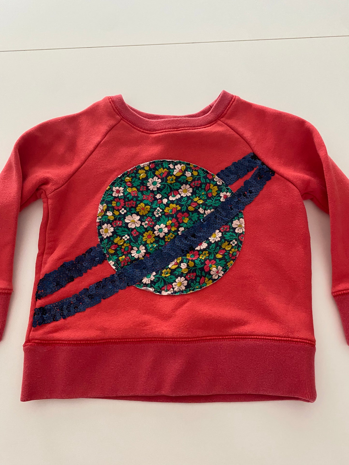 #117- Girls 4T, Boden red planet sweatshirt, GUC