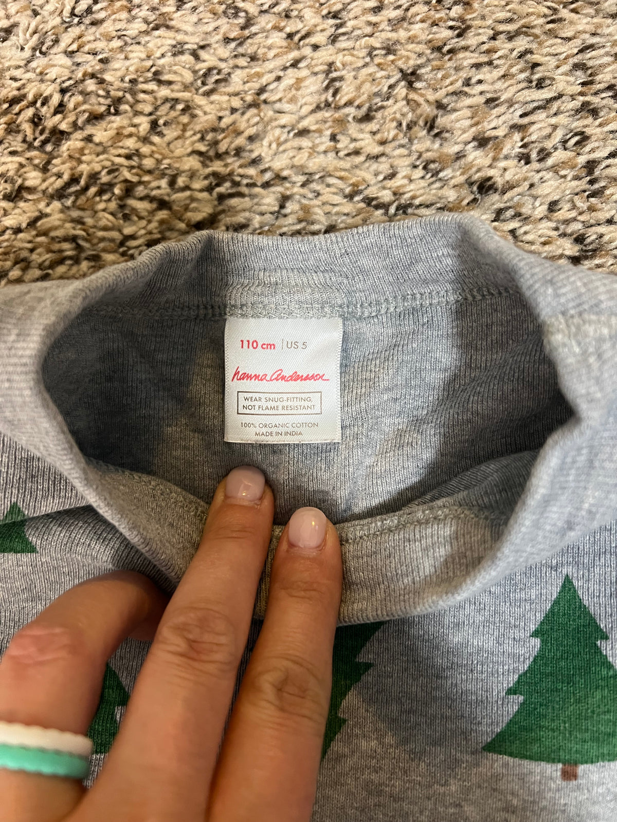 Seller 184 Boys Size 110 / 5 Hanna Andersson pajamas Christmas trees