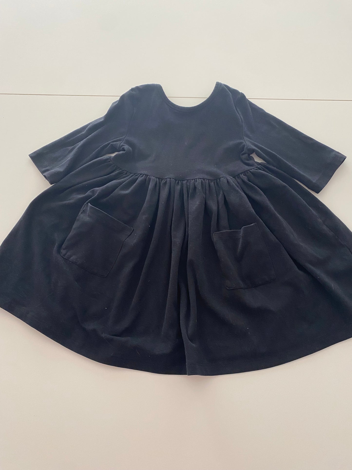 #117- Girls 3T, Mila & Rose black dress, GUC