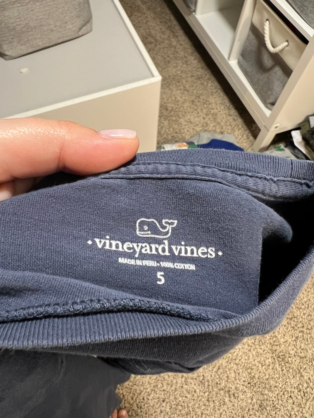 Seller 184 Boys size 5 vineyard vine cotton T-shirt navy