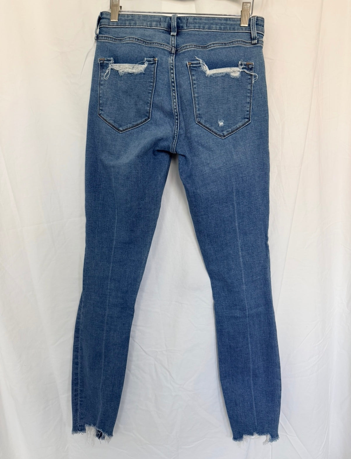 #143 Abercrombie distressed jeans women’s size 27/4 Long