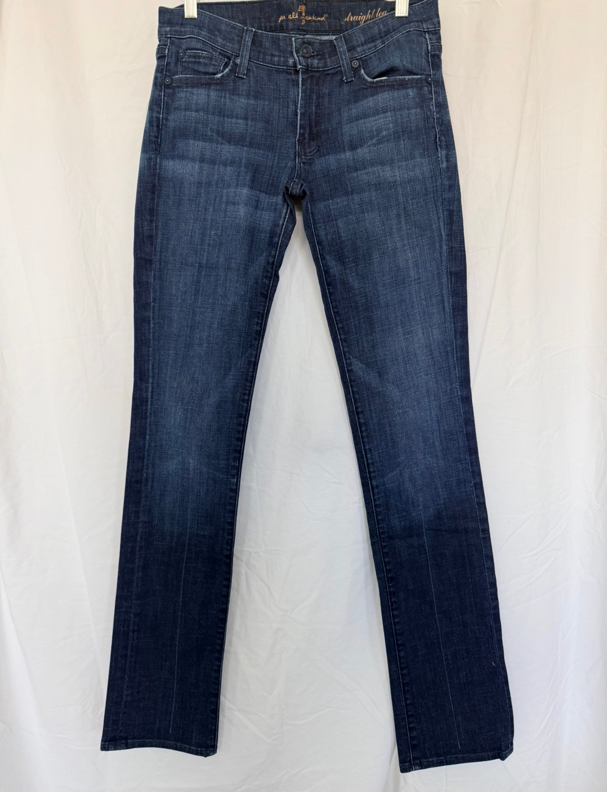 #143 7 for all Mankind straight leg jeans women’s size 27