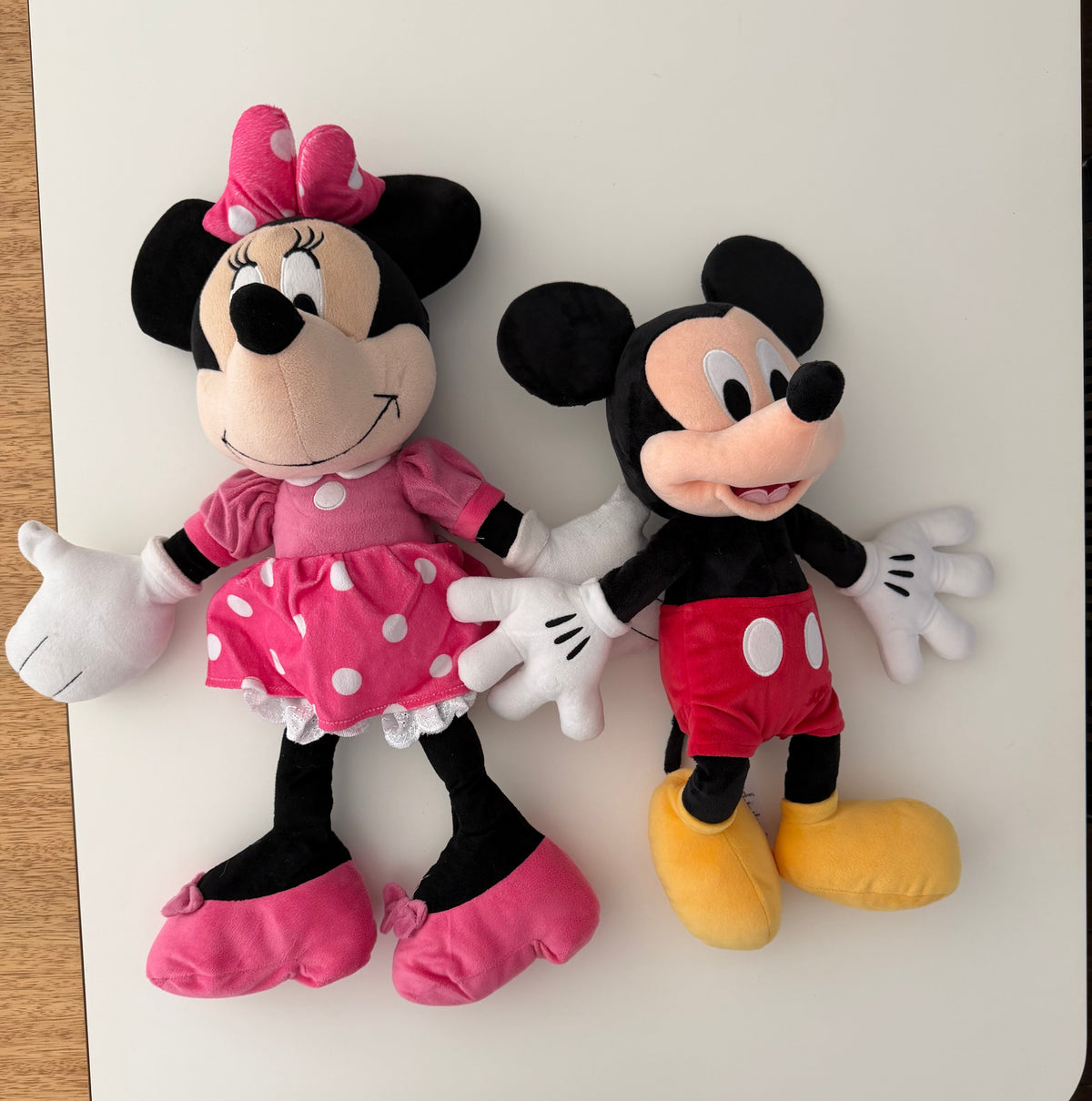#117, Disney’s Minnie & Mickey Mouse stuffed animals, large, VGUC