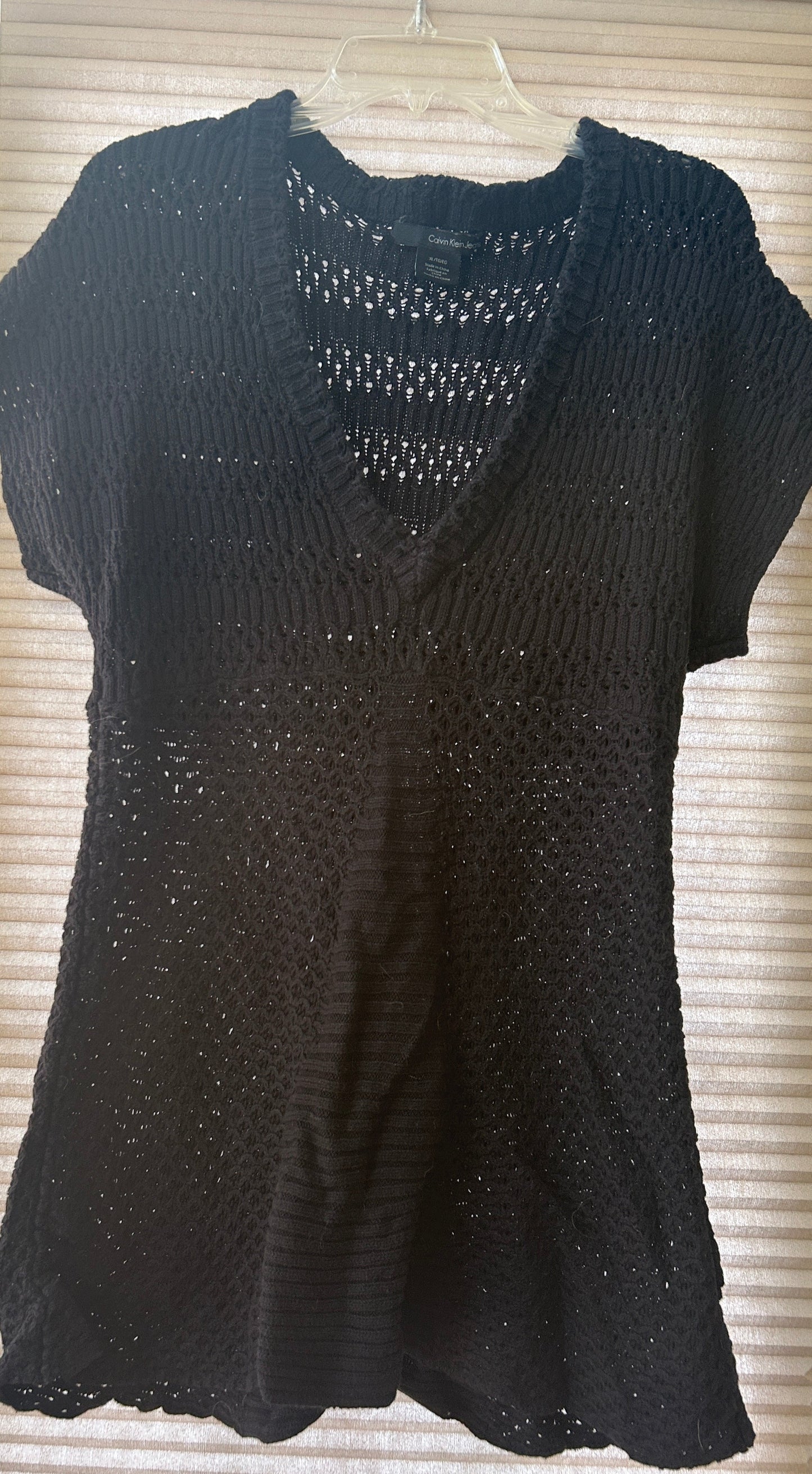 #35 Calvin Klein women's sweater L