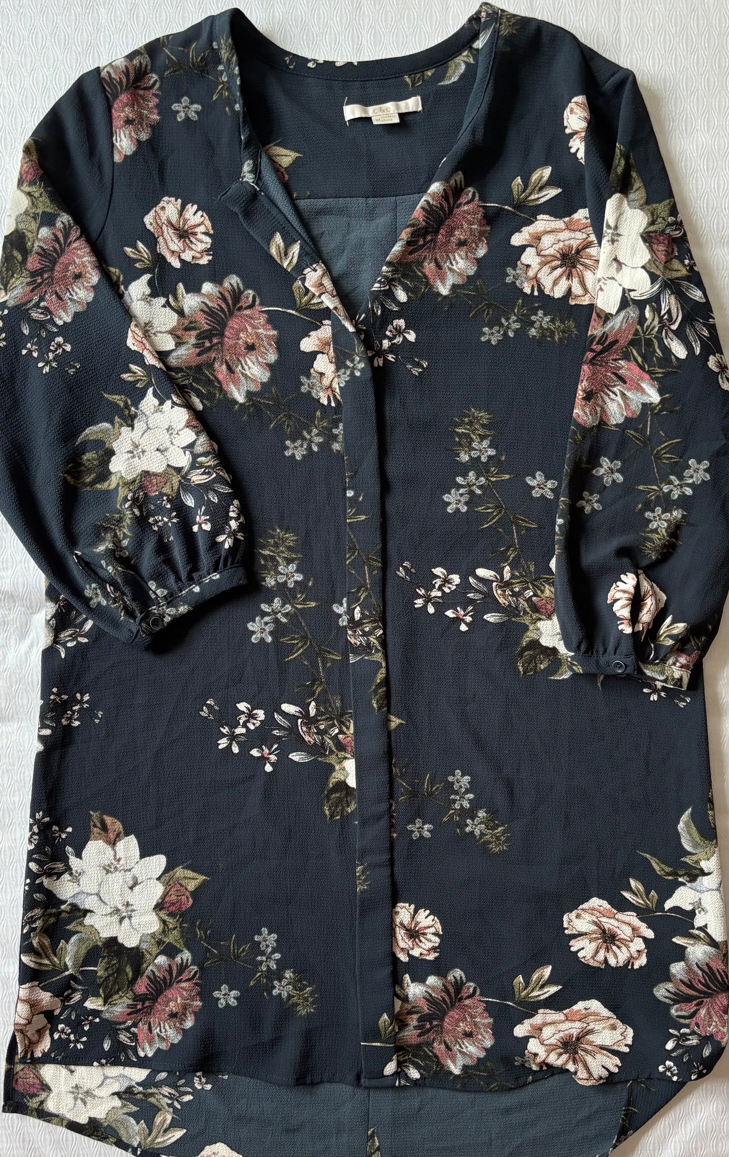 #70 C+E floral dress size medium