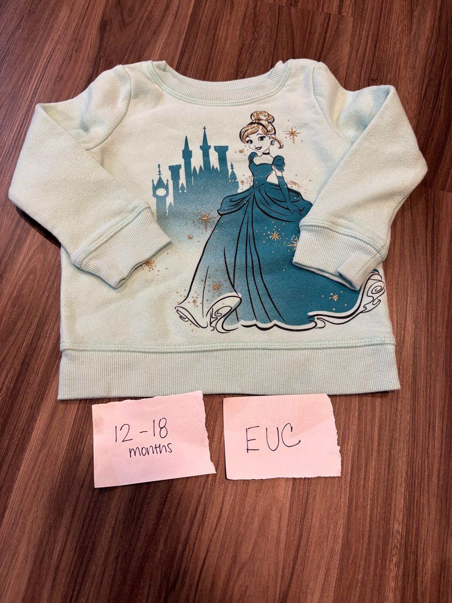 #138 - 12-18 Mo - EUC Cinderella Sweatshirt - PU 45236