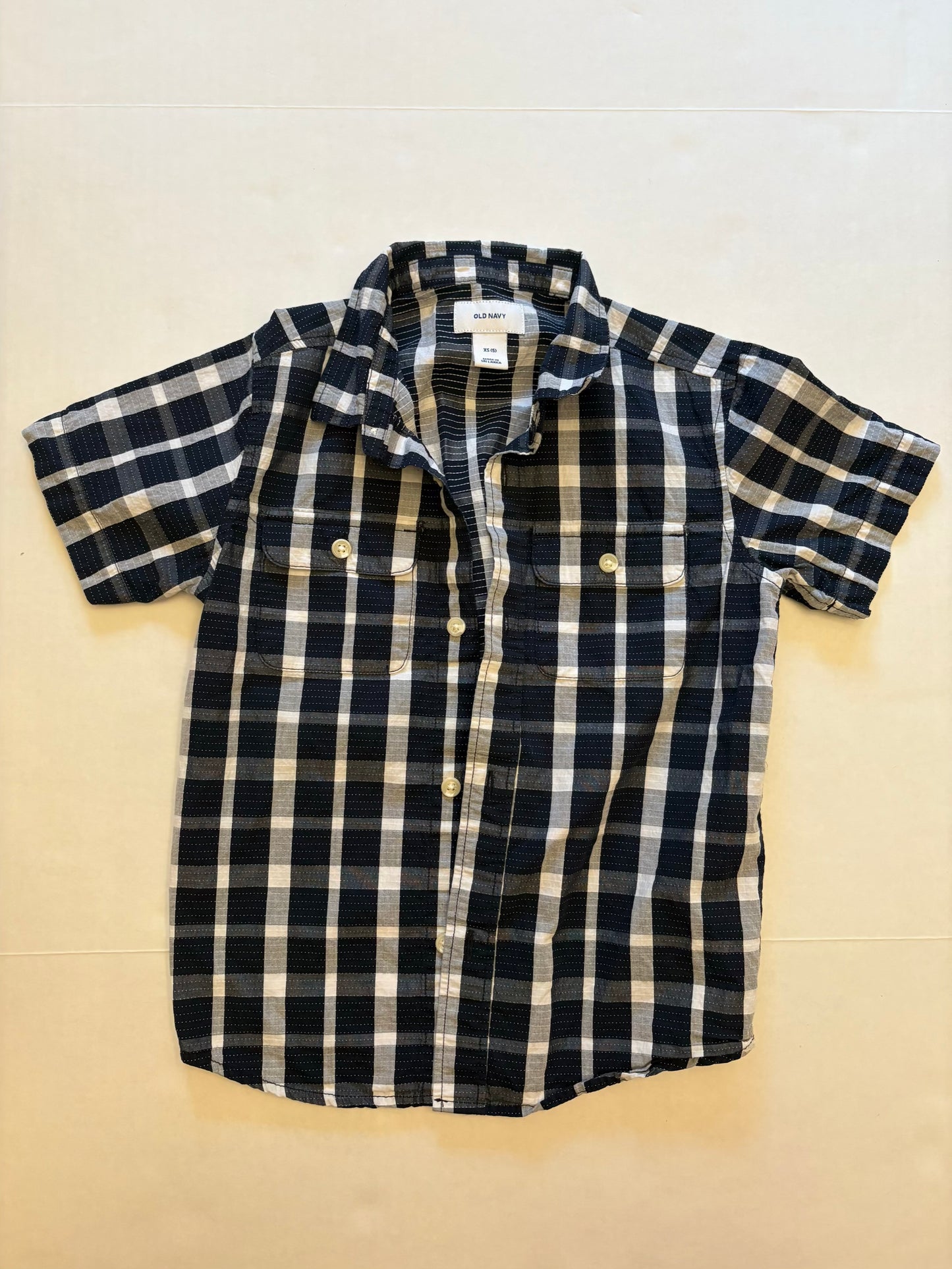 Seller 121 EUC Boys Old Navy Navy/White Short Sleeve Button down size 5