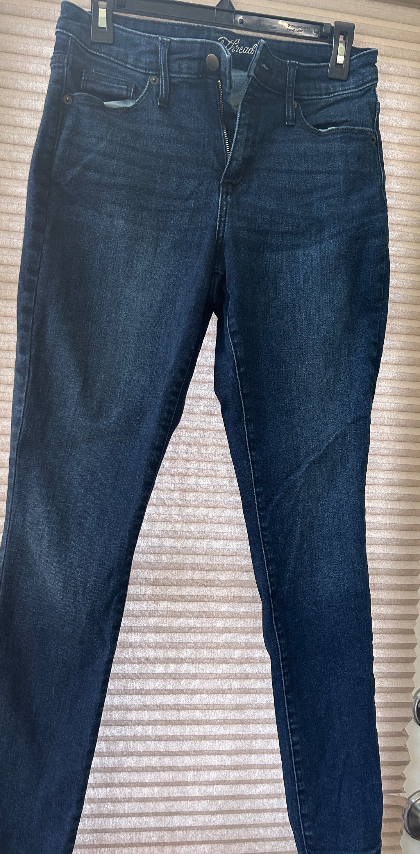 #35 women's jeans size 6