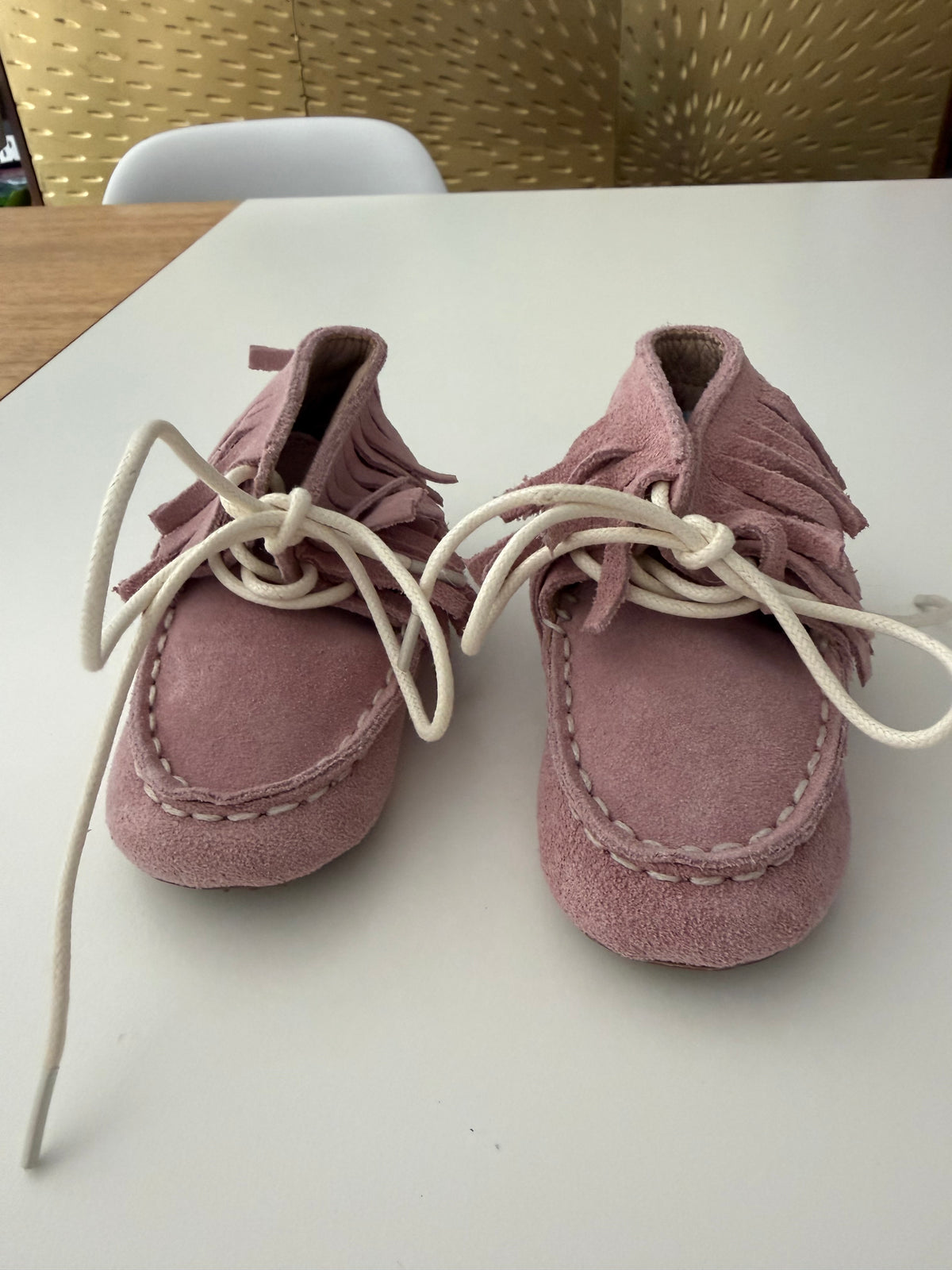 #117, Girls shoes 12-18M, Monkey Feet pink leather moccasin boots, New