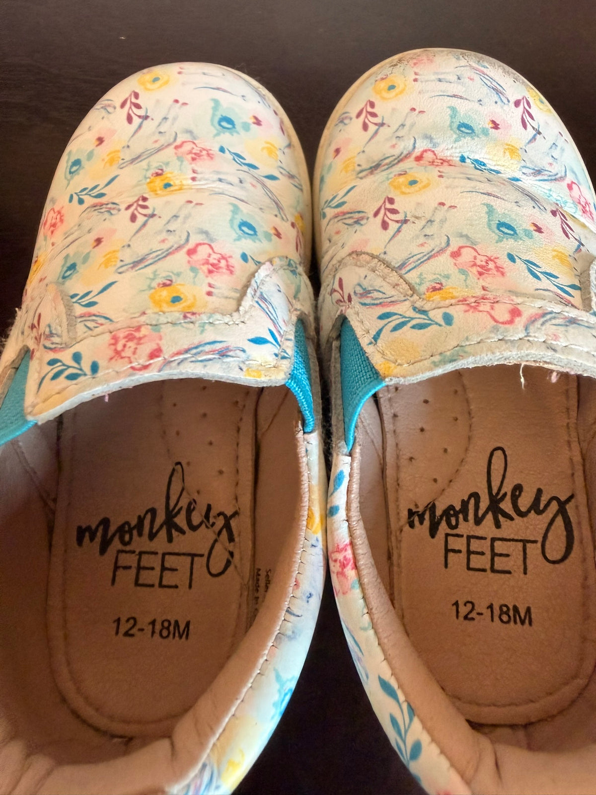 #85 Monkey Feet White Floral Slip On Loafers, Girls Shoes 12-18m