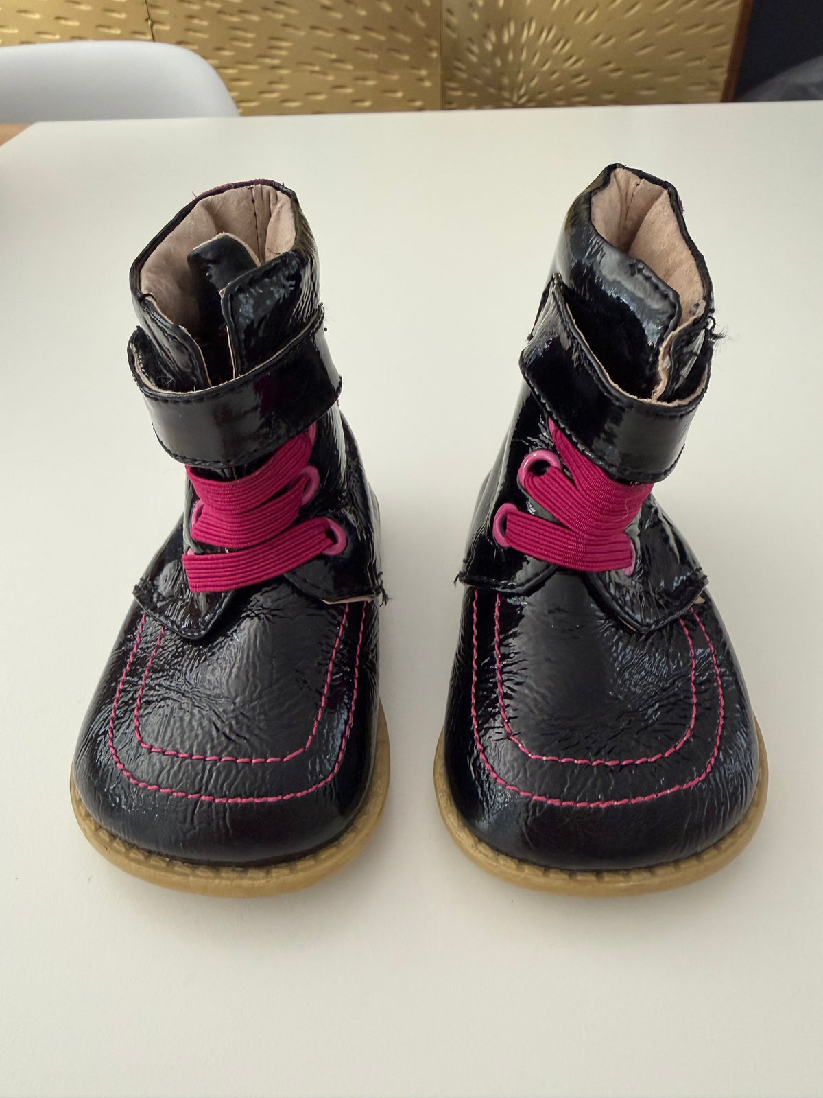#117, Girls shoes 4c, Livie & Luca shiny black leather boots, GUC
