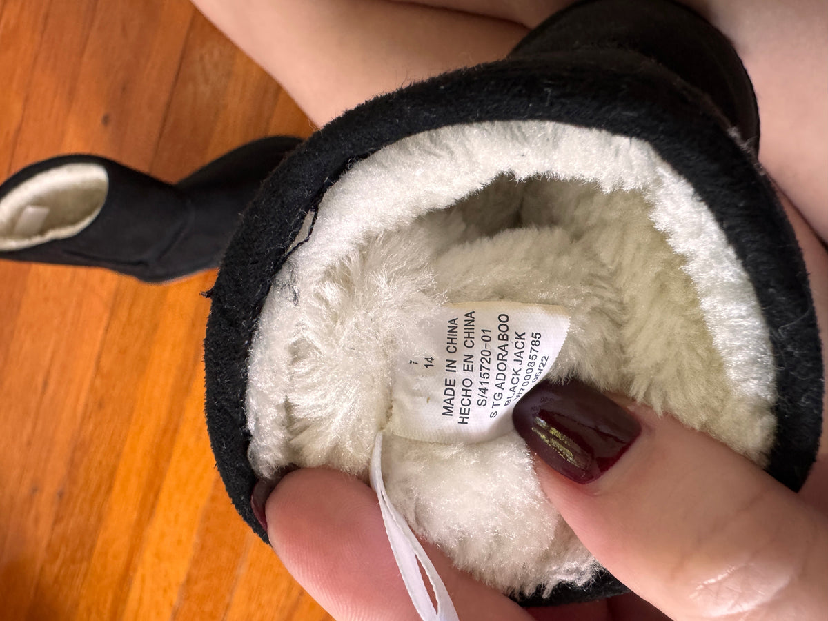 #127 Cat & Jack Winter Boots Girls 7