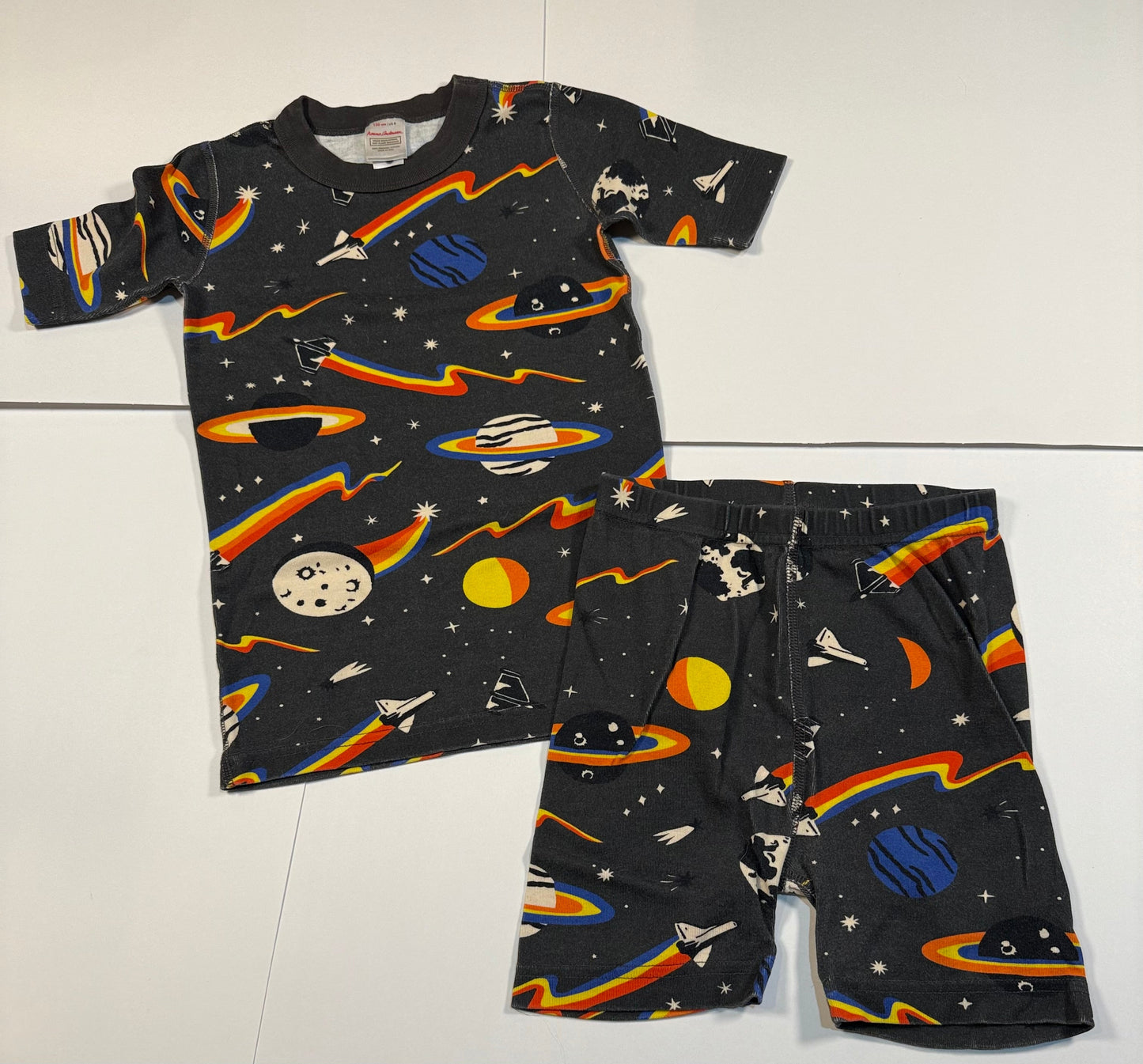 #180 Boys 130 (US 8) Hanna Andersson Space Pajamas