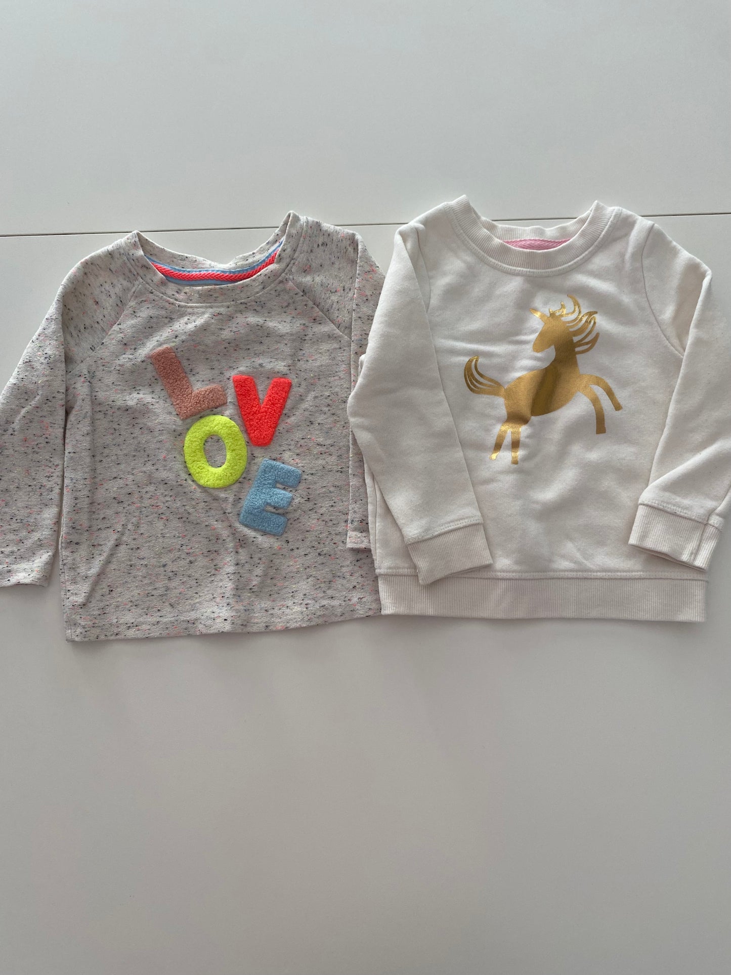#117- Girls 18M, Cat & Jack Cream Unicorn and Love sweatshirt bundle, GUC
