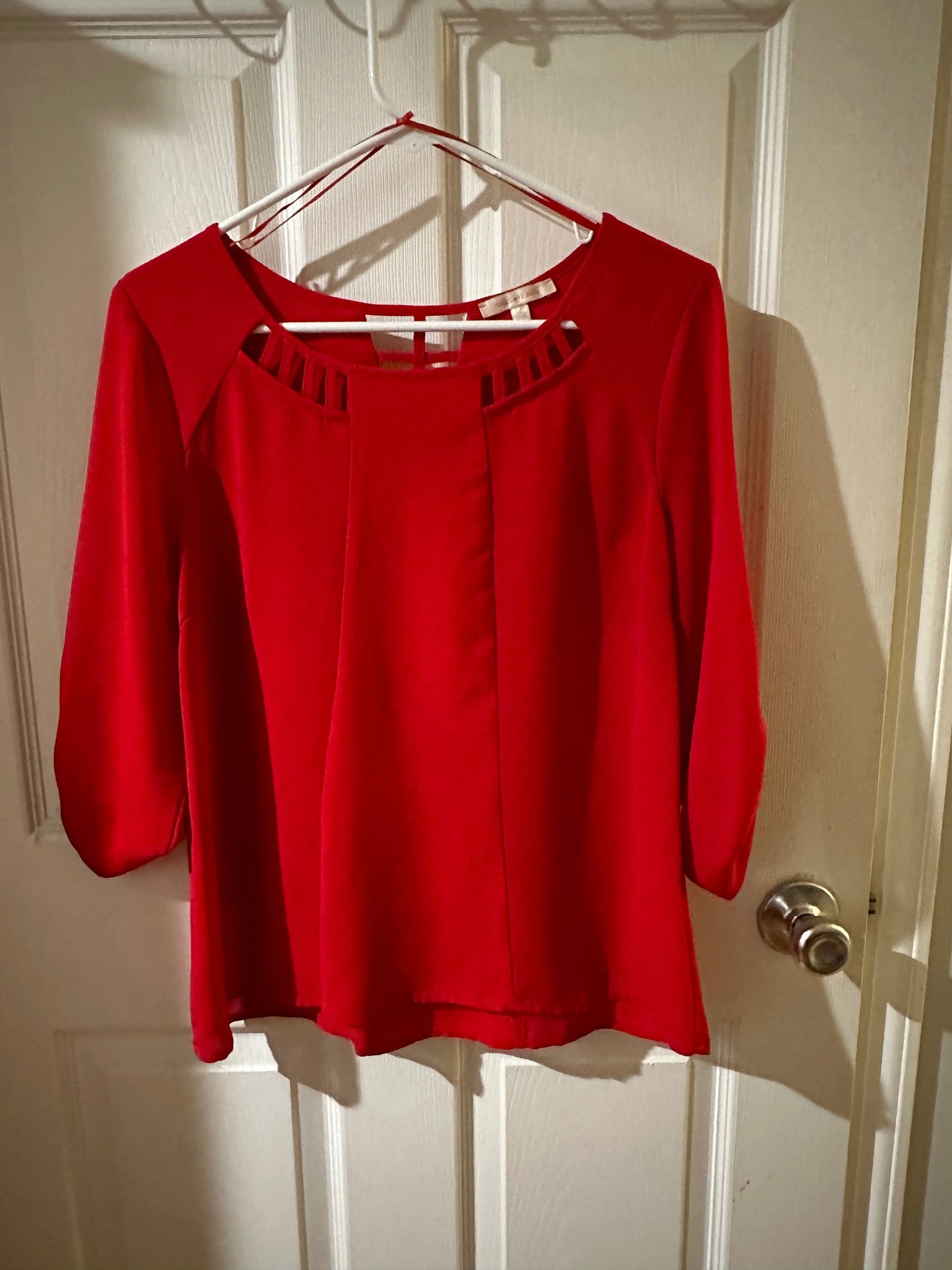 #214 Women's Skies Are Blue Large Petite Red Blouse