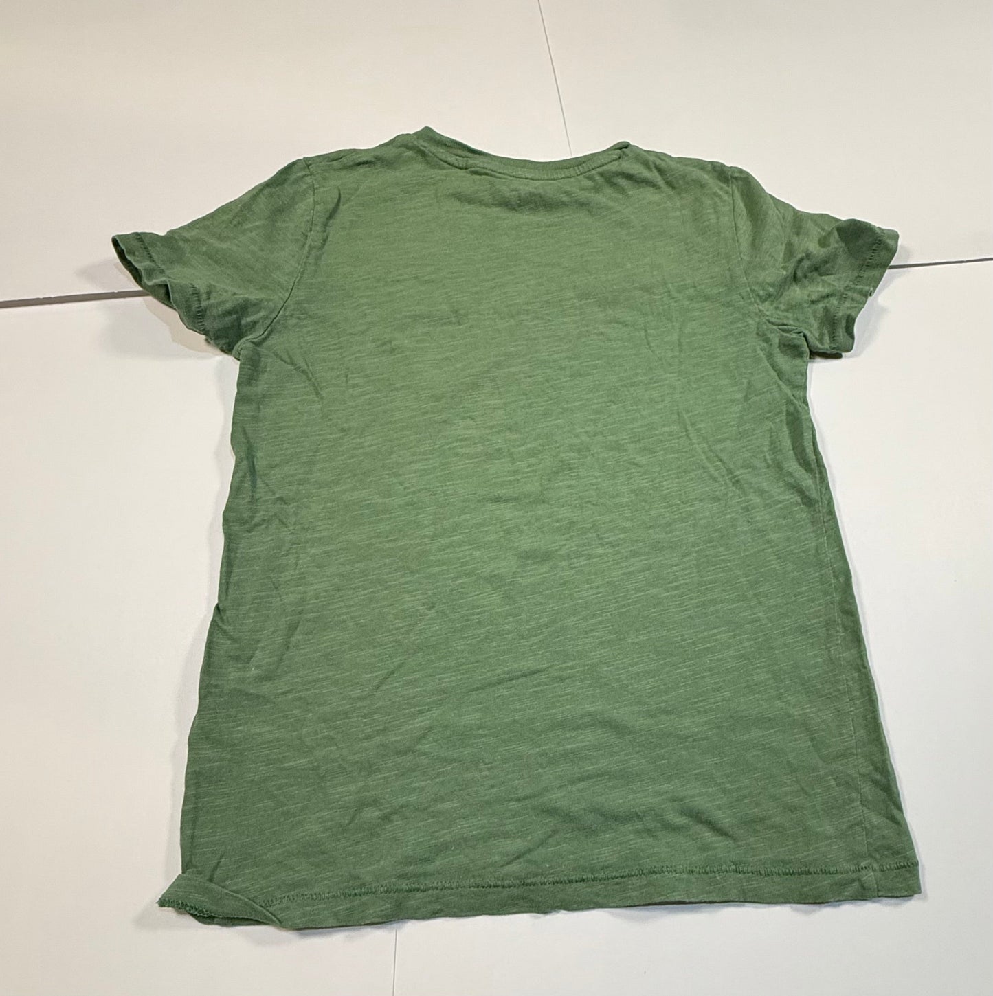 #180 Boys 8-9 Mini Boden Green Pocket Shirt