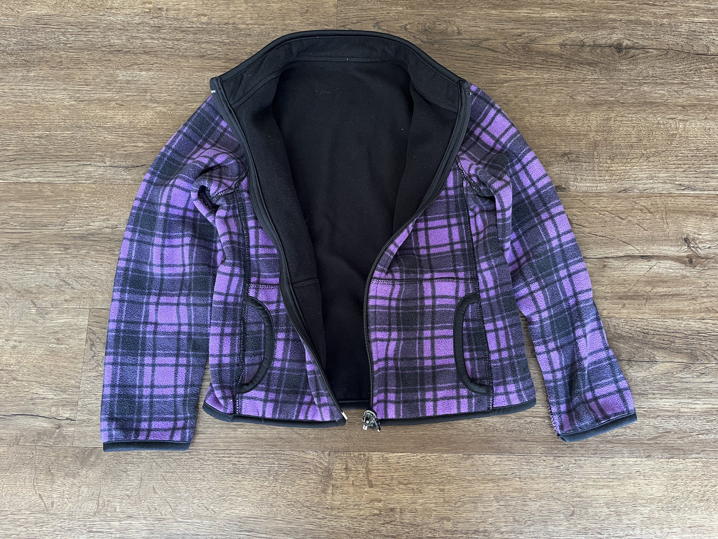 #124 Reversible Fleece Zip Jacket (black & purple plaid) Girls Size 7