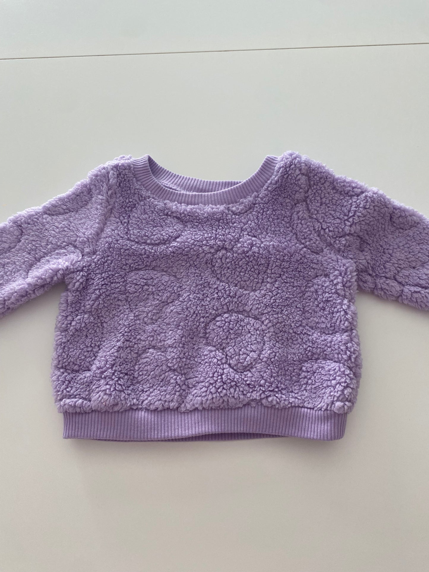 #117- Girls 9M, Cat & Jack Purple Heart Fuzzy Sweatshirt, VGUC