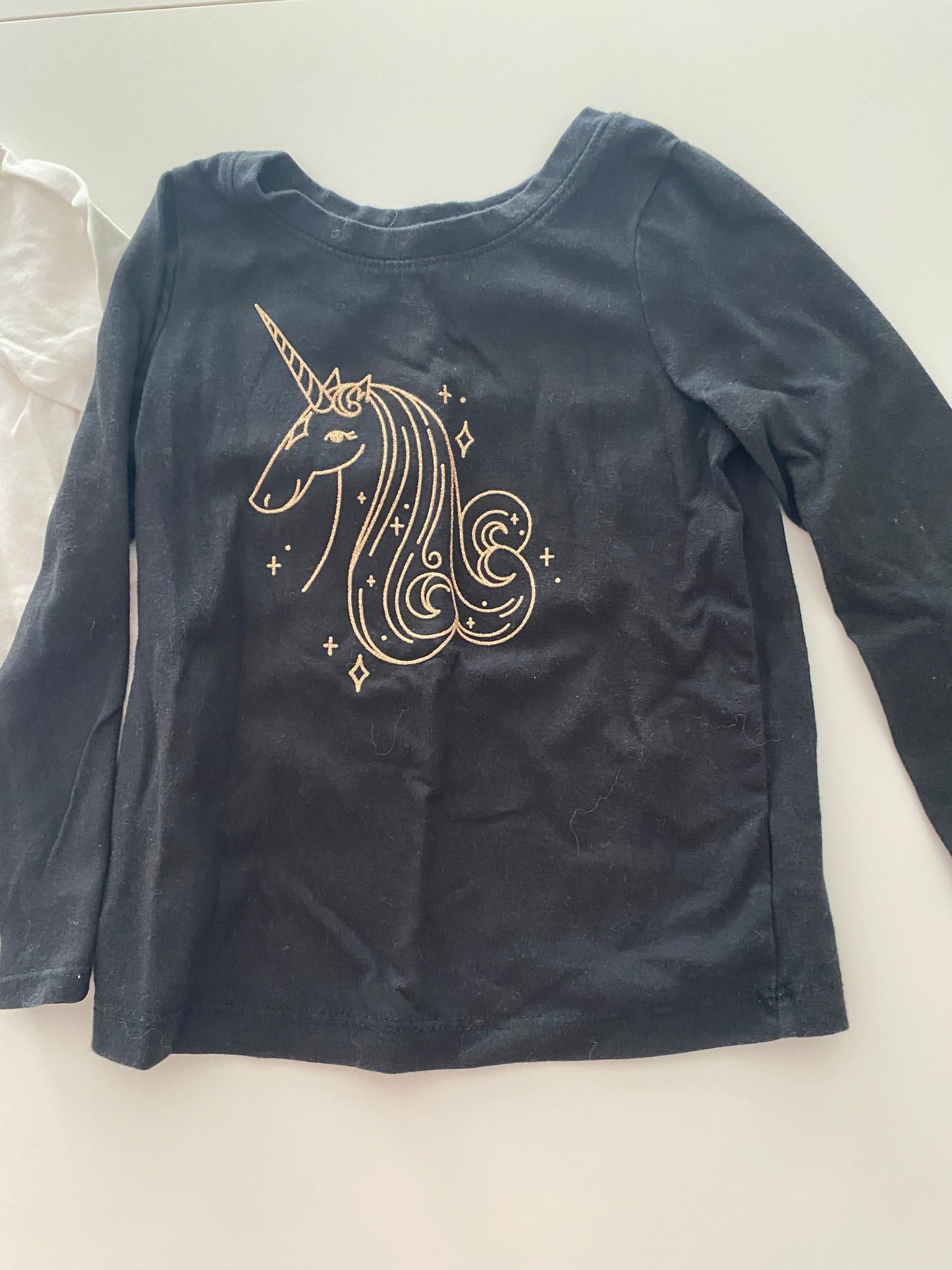#117- Girls 2T, Cat&Jack black unicorn and First Impressions white ‘you are loved’ shirt bundle, GUC,*reduced*