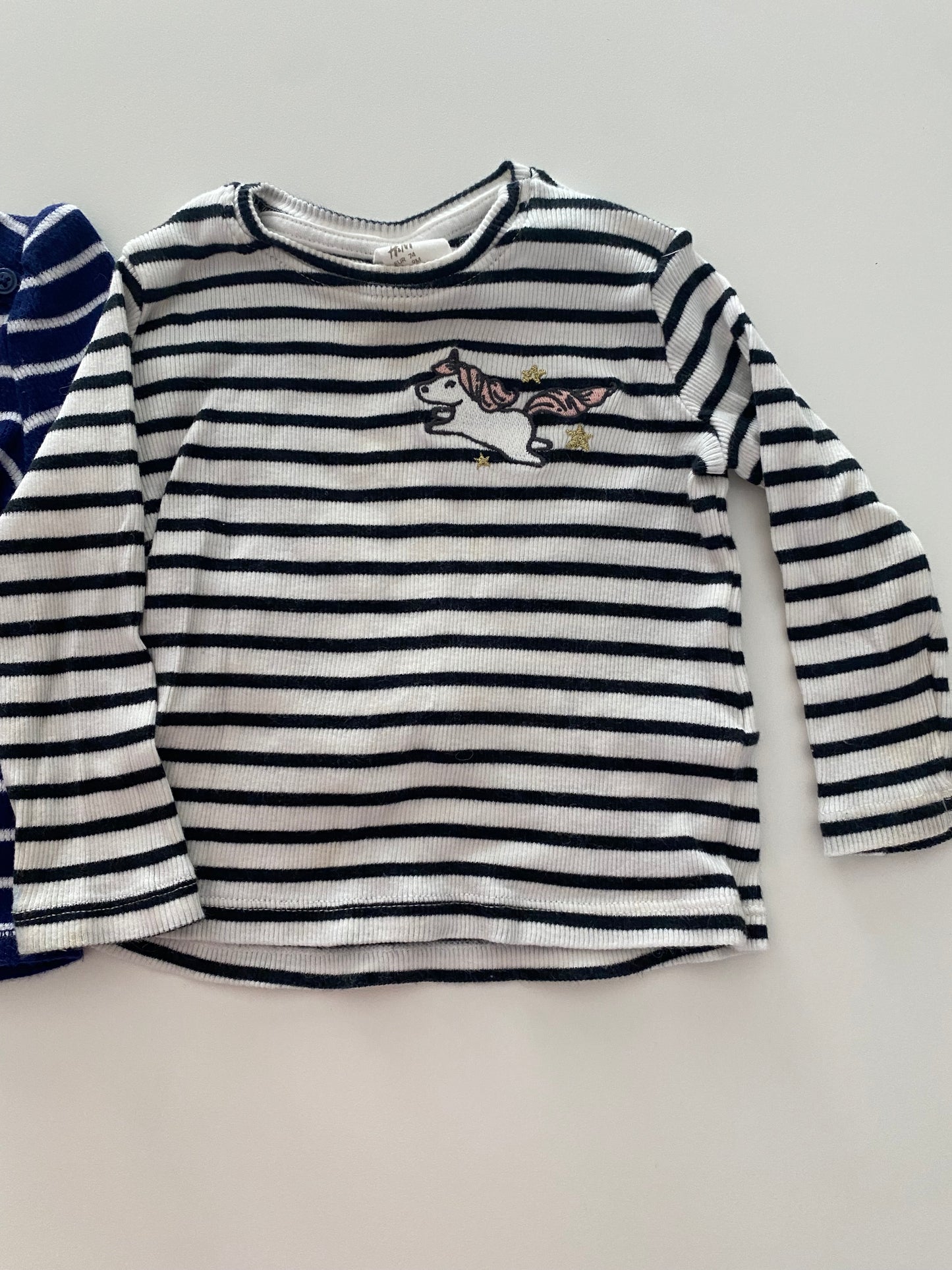 #117- Girls 24M, H&M black/white unicorn and Old Navy blue/white striped rib shirt bundle, VGUC