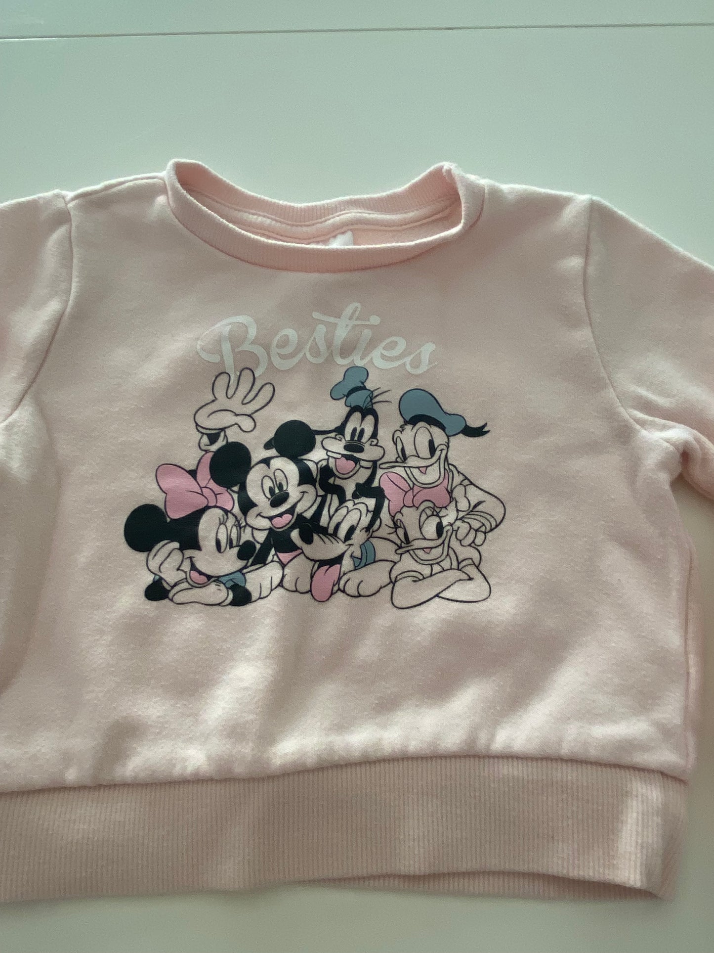 #117- Girls 2T, Disney Pink Friends sweatshirt, GUC