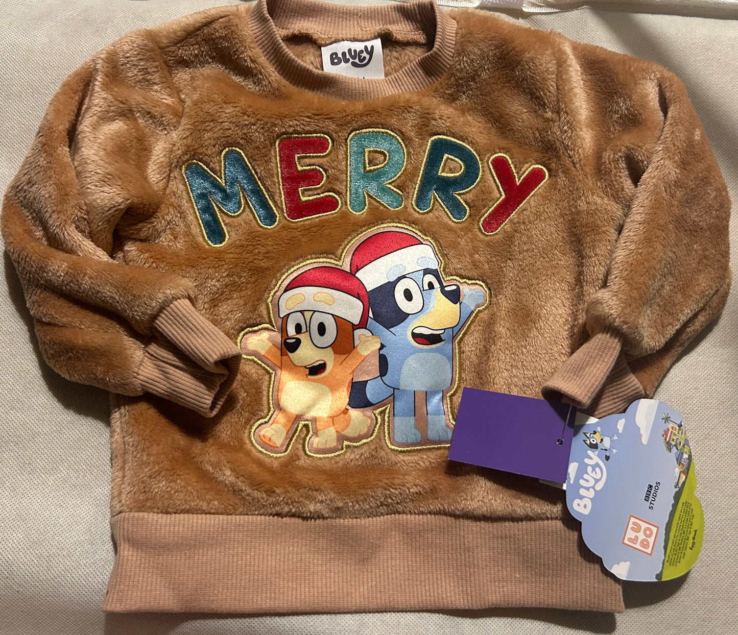 #35 NWT 12 month bluey top