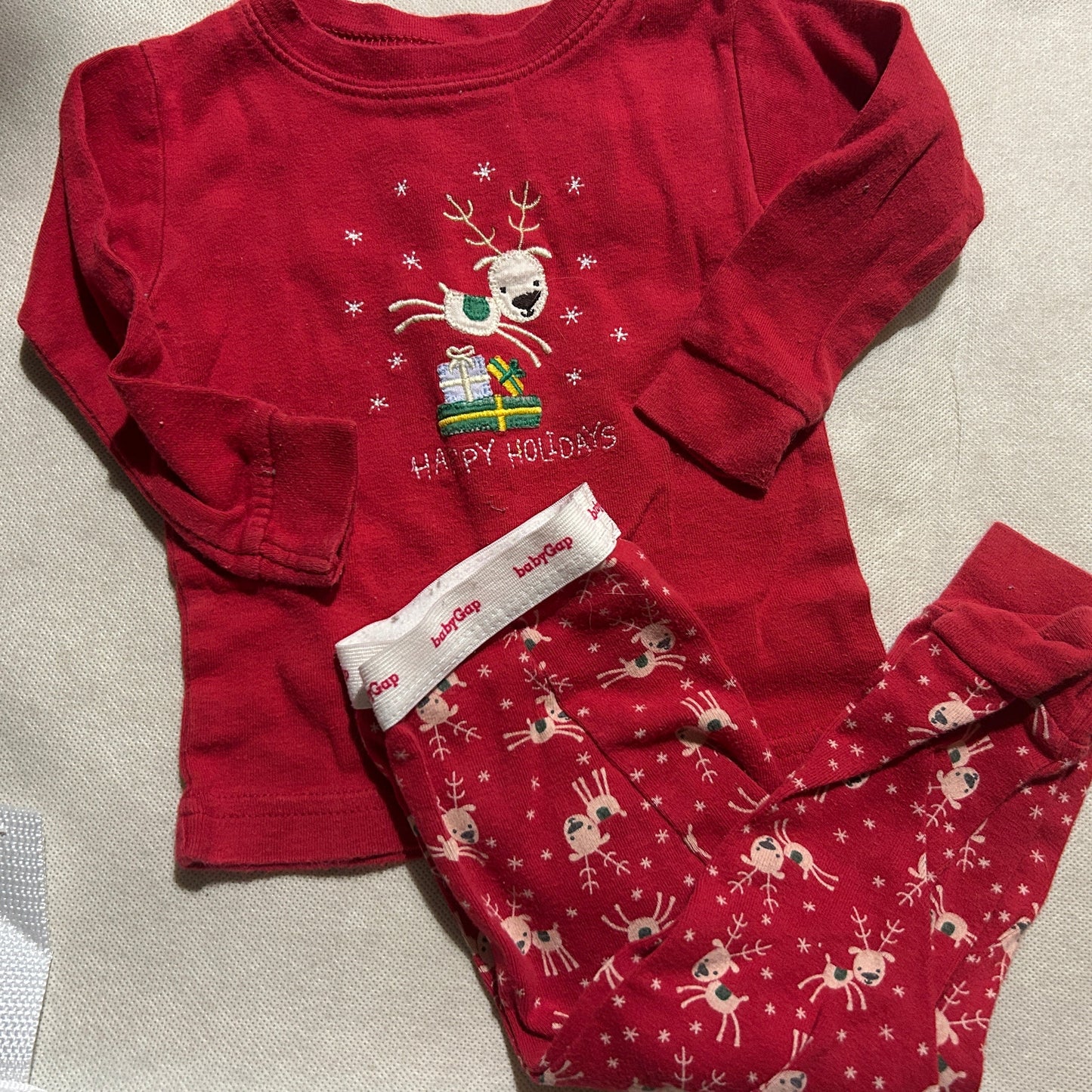 #35 baby gap Christmas pajamas 6m