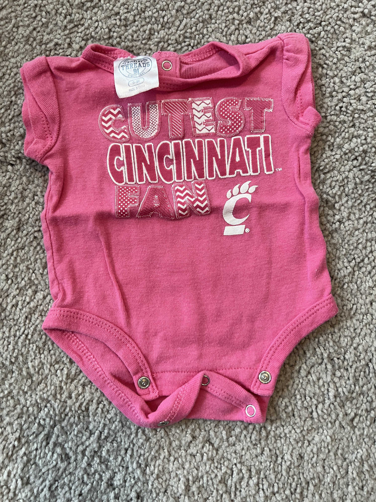#138 - 0-3 Mo VGUC Pink UC Bearcats Onesie