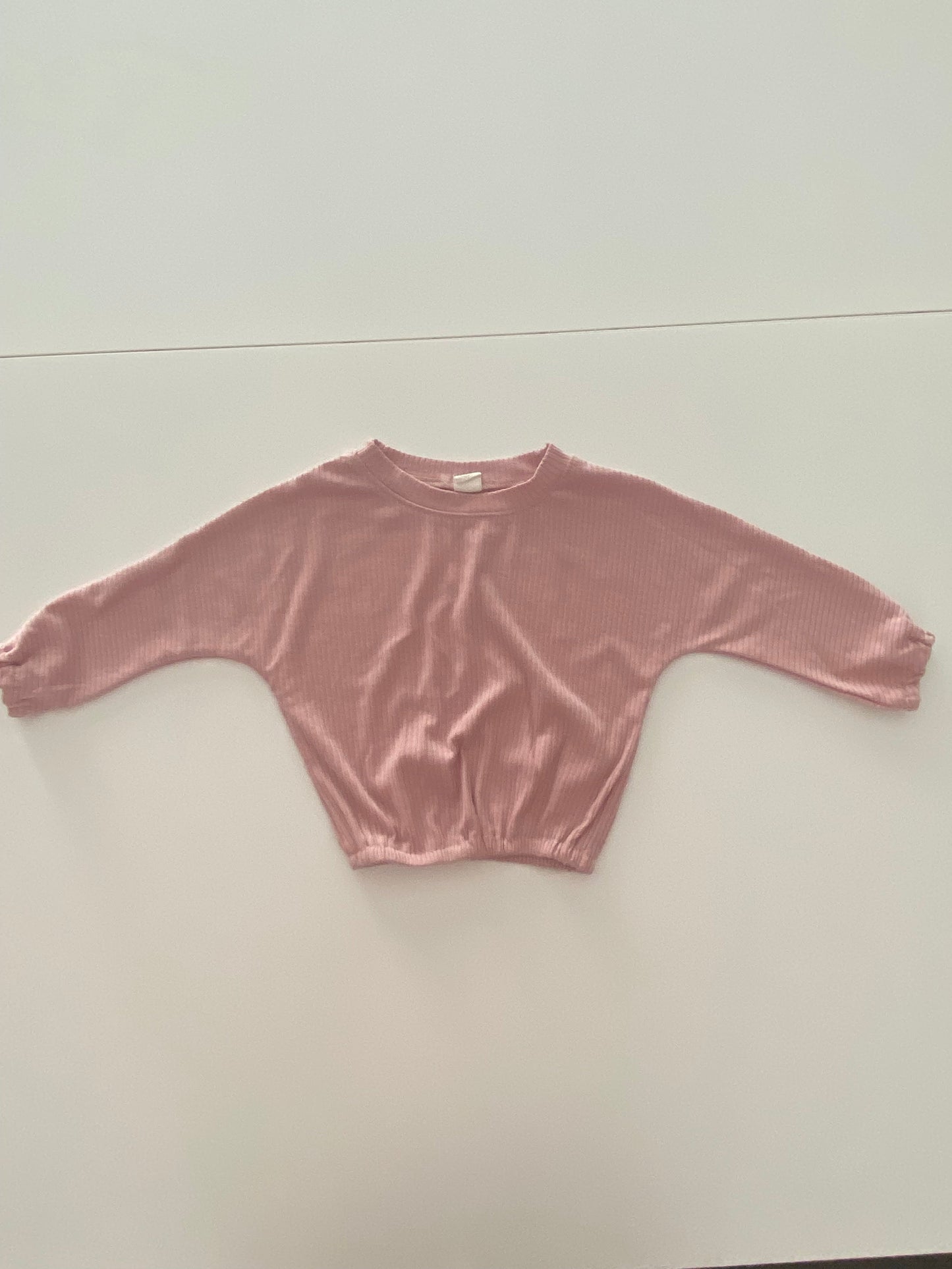 #117- Girls size 90/2T, dusty pink cropped shirt, ribbed, GUC,*reduced*