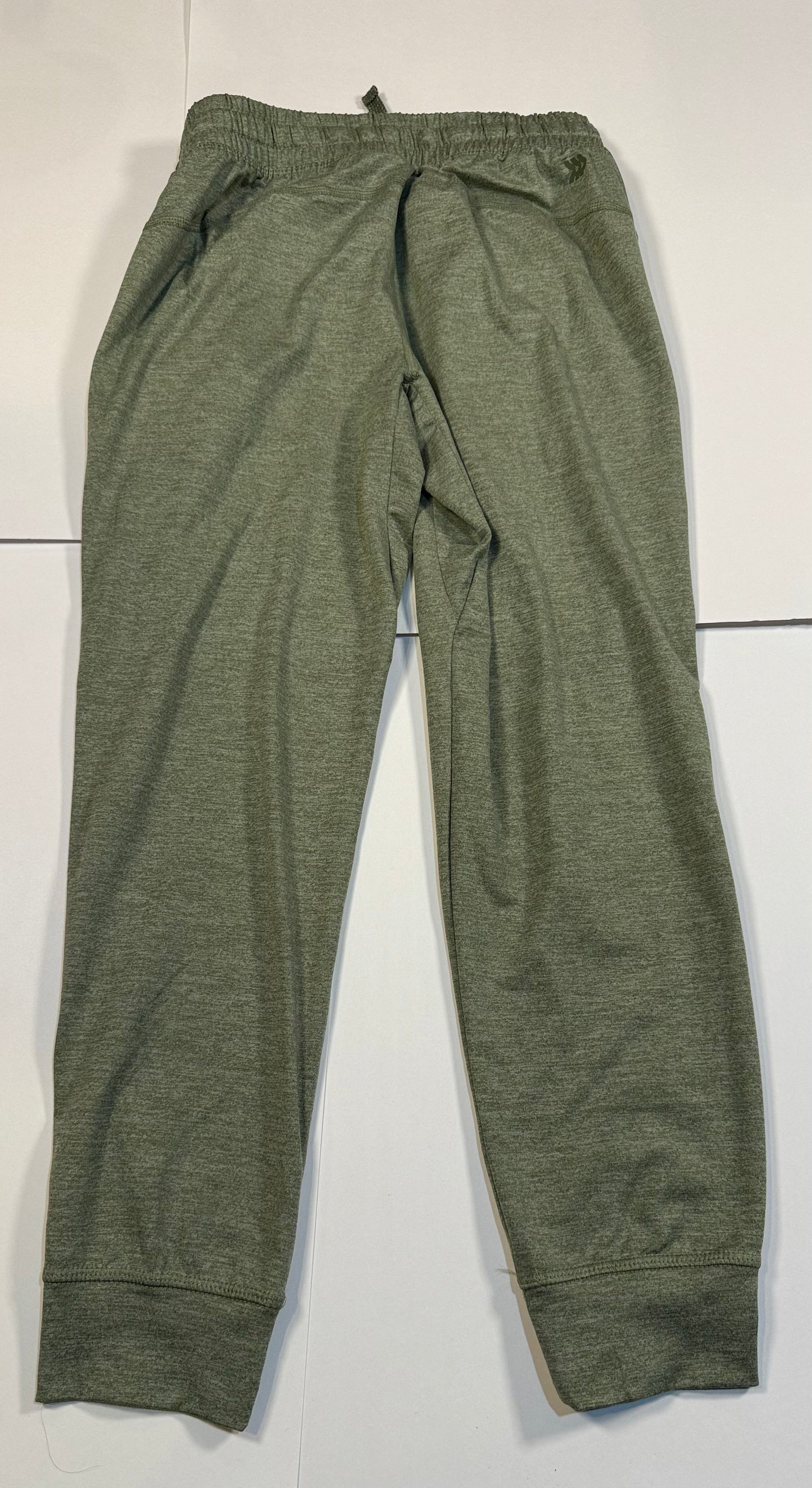 #180 Boys 8 All in Motion Jogger Bundle- Green, Black, Black Camo