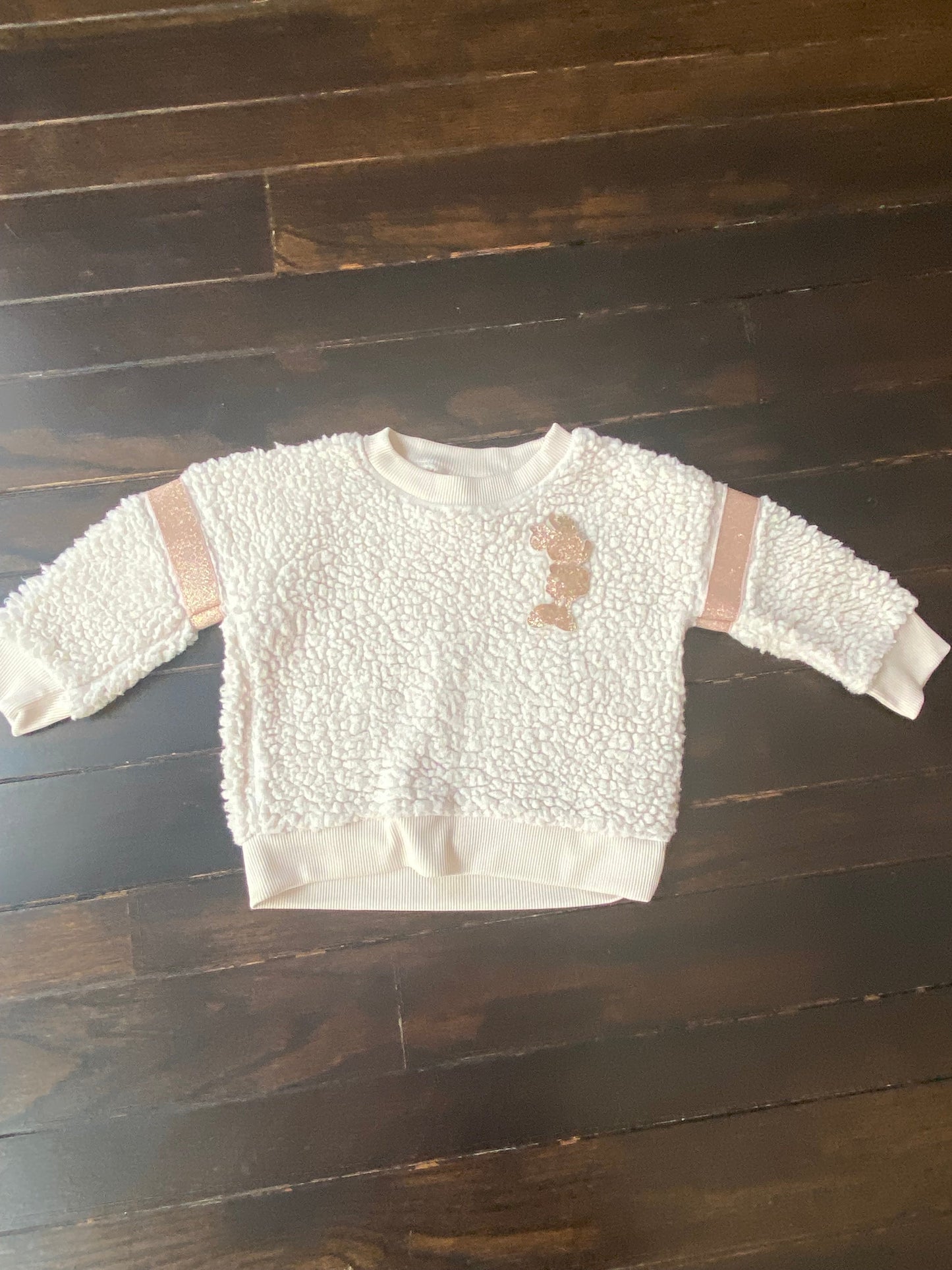 #117- Girls 2T, Disney Minnie Mouse Cream fuzzy sweatshirt, GUC,*reduced*