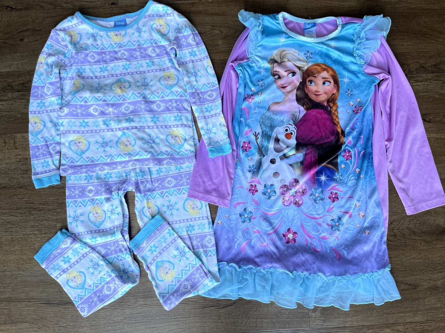 #124 Frozen Pajamas - Elsa PJ set & Anna, Elsa & Olaf Nightgown Girls Size 8