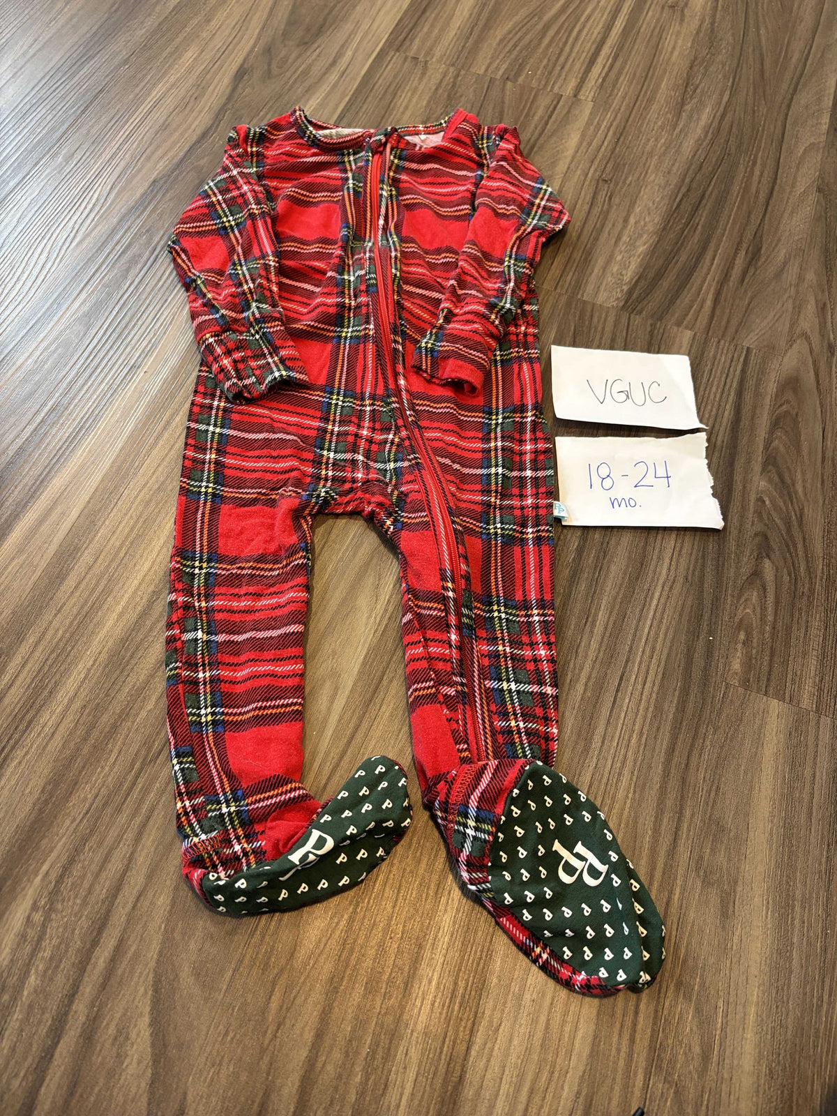 #138 - 18-24 Mo VGUC Bamboo (Posh Peanut) Vintage Red Tartan Christmas Zippy