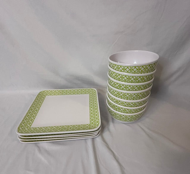 #90 Green & White Plastic Dishes