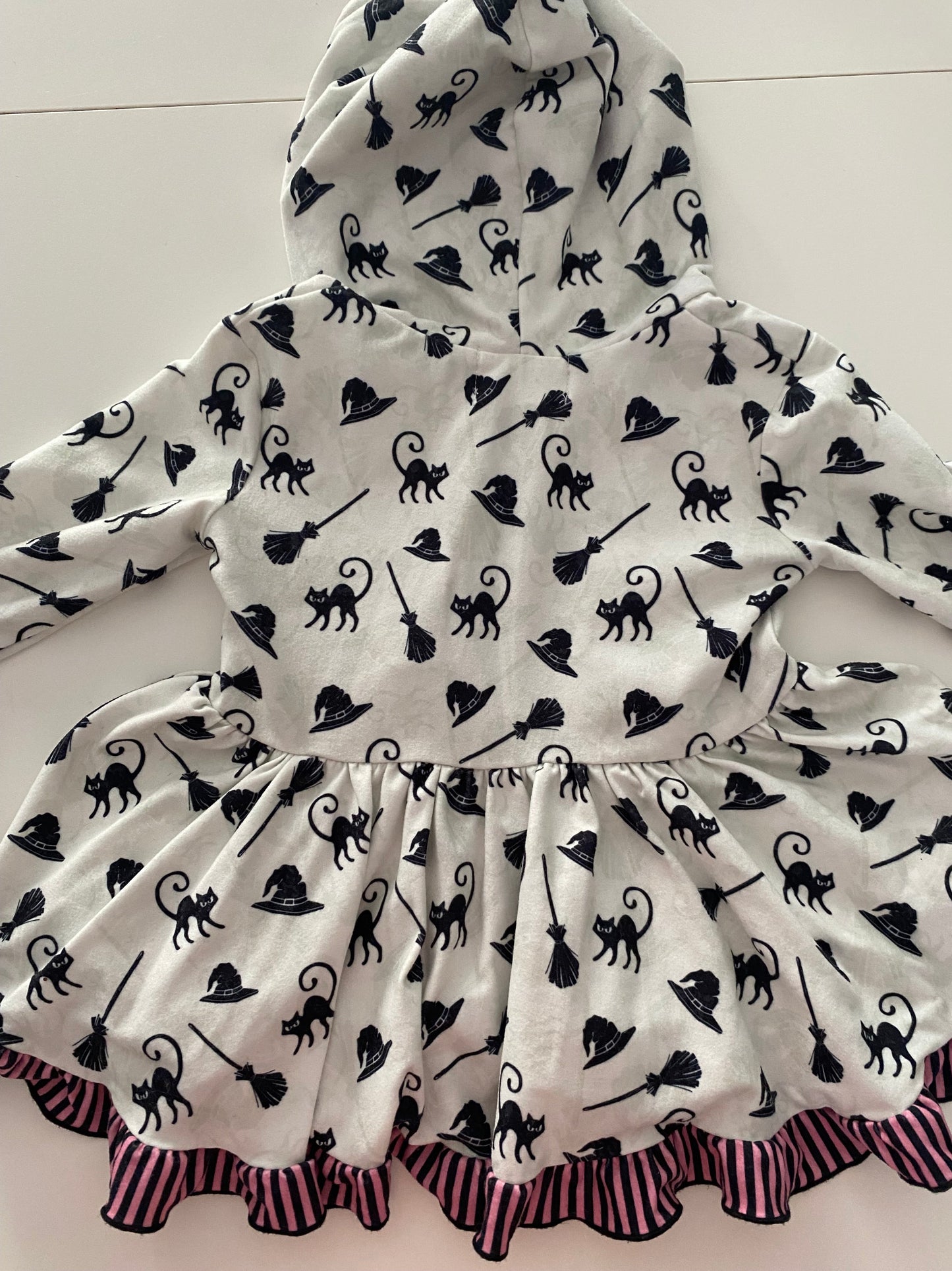 #117- Girls 2T, Makena Lane Halloween Tunic set, GUC,*reduced*
