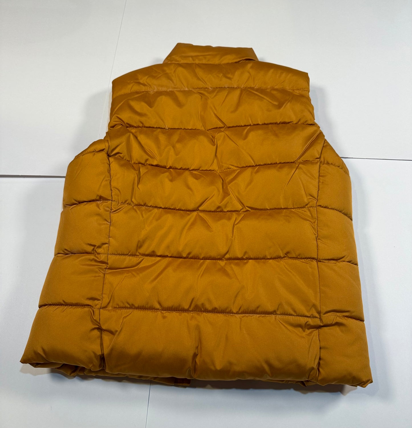 #180 Boys Medium (8) Gap Kids NWOT Gold Puffer Vest