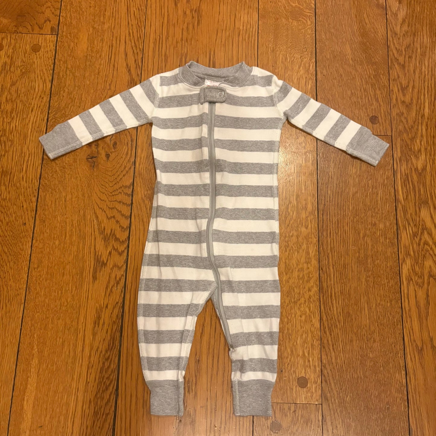 Seller 98 Boys 6-12m Hanna Andersson Gray/White Stripe Zip Pajamas