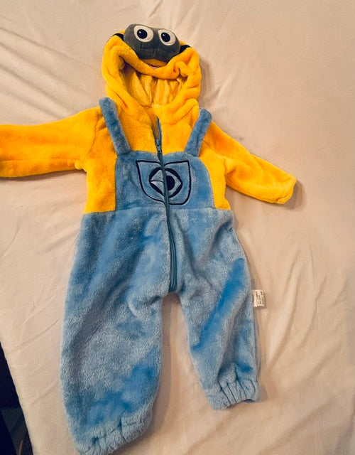#90 Minions hooded fleece romper Size 6–12 months