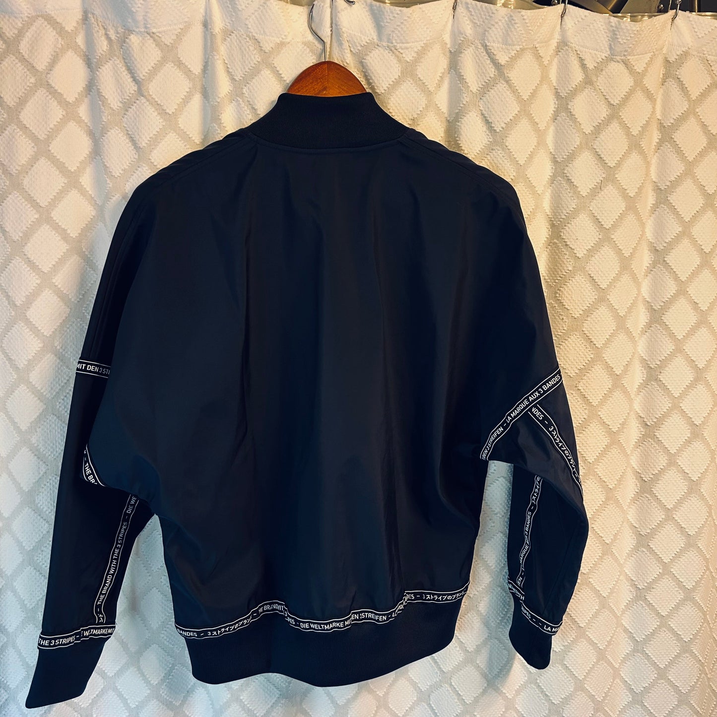 #18 Reduced! Adidas women’s reversible navy jacket women’s size S/M