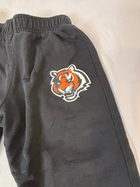 #90 Cincinnati Bengals sweatpants Size 18 months
