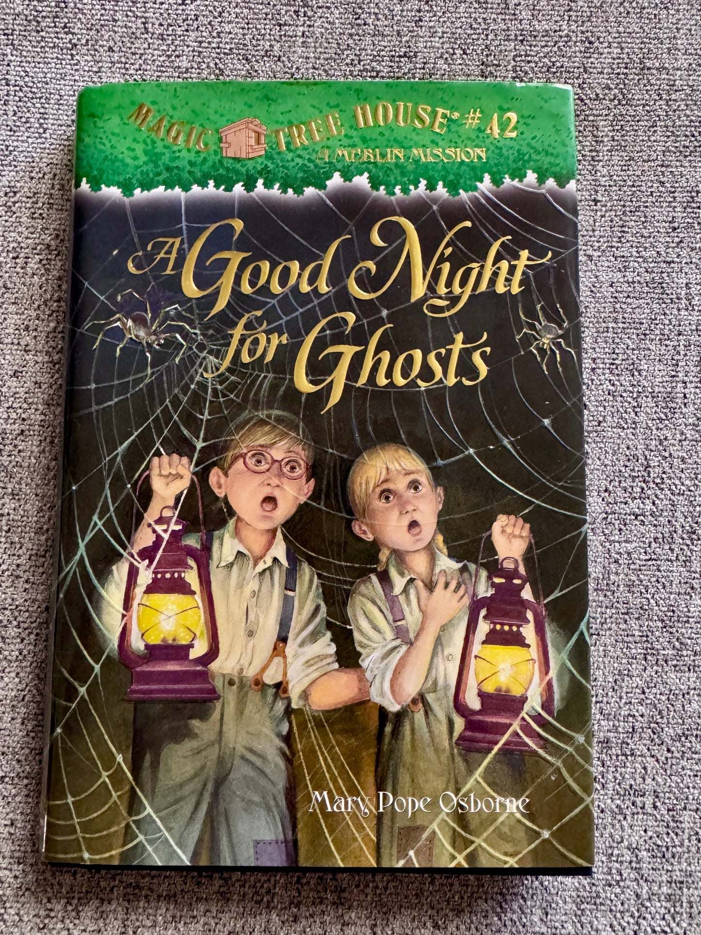 REDUCED #92 Magic tree house book a perfect night for ghosts hardcover