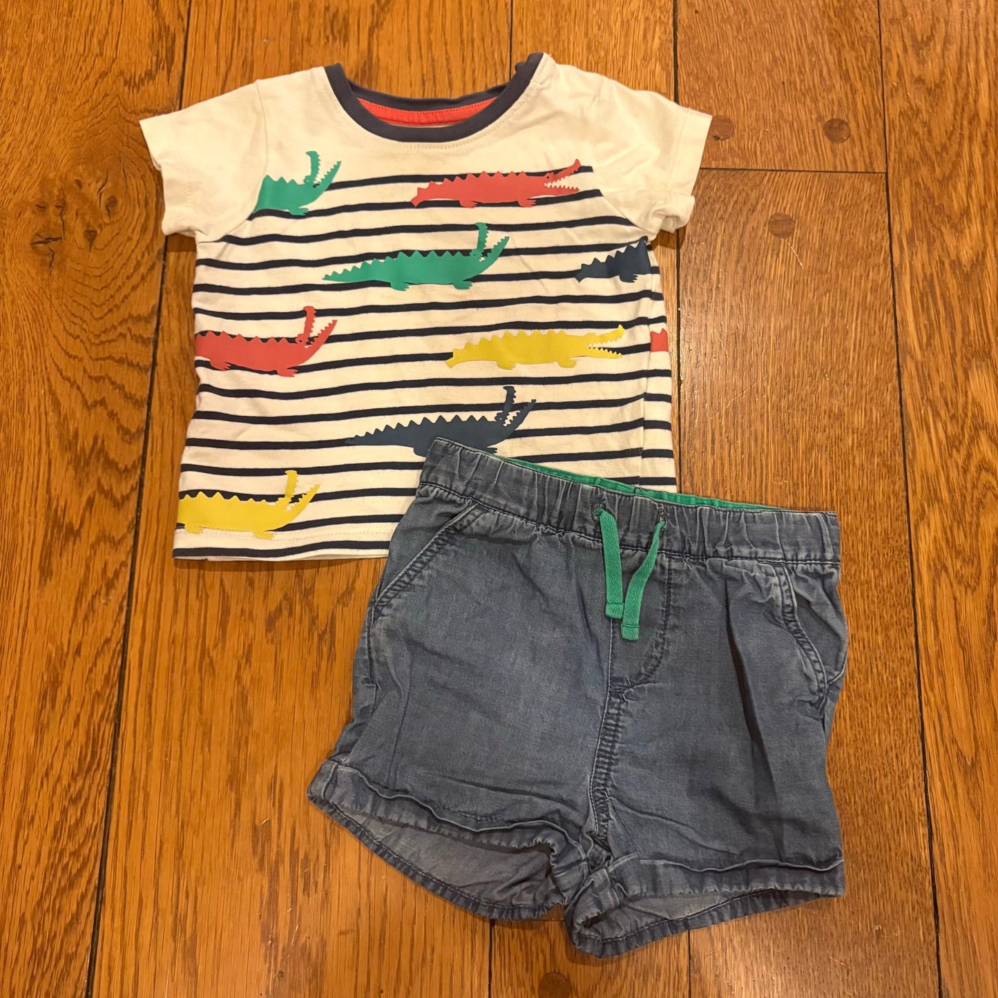 Seller 98 Boys 12-18m Baby Boden Tee w/ Denim Shorts