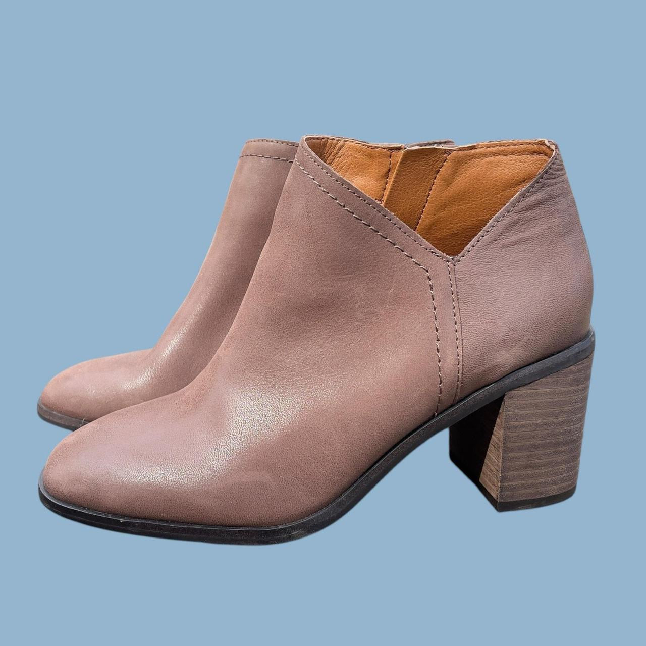 #1 Lucky brown ankle boot 7.5 REDUCED