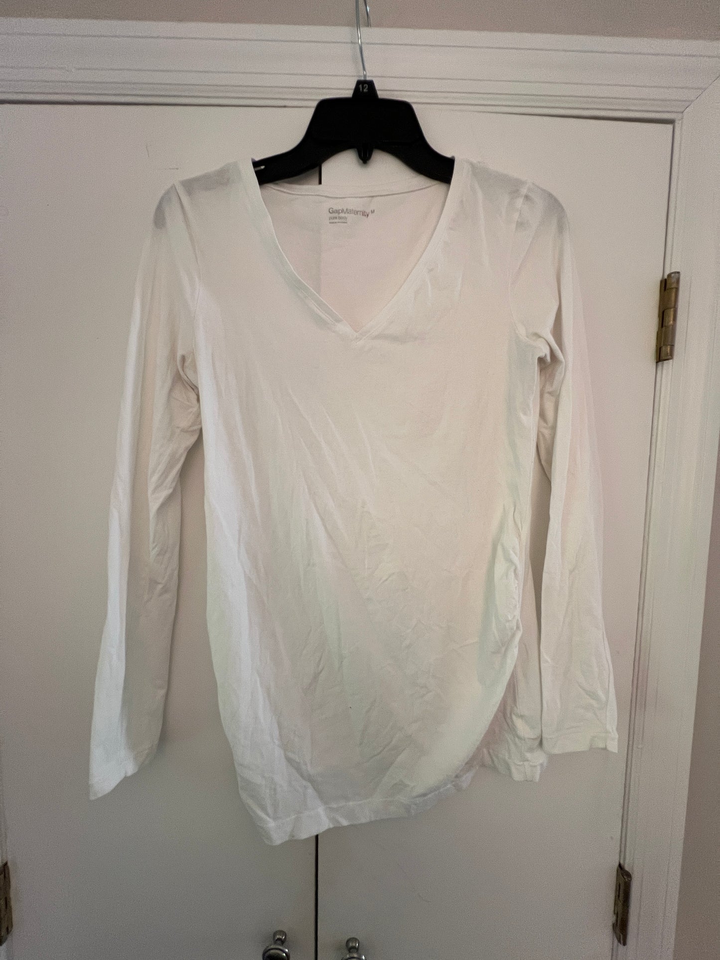 Seller #159 Gap long sleeve white maternity top size medium