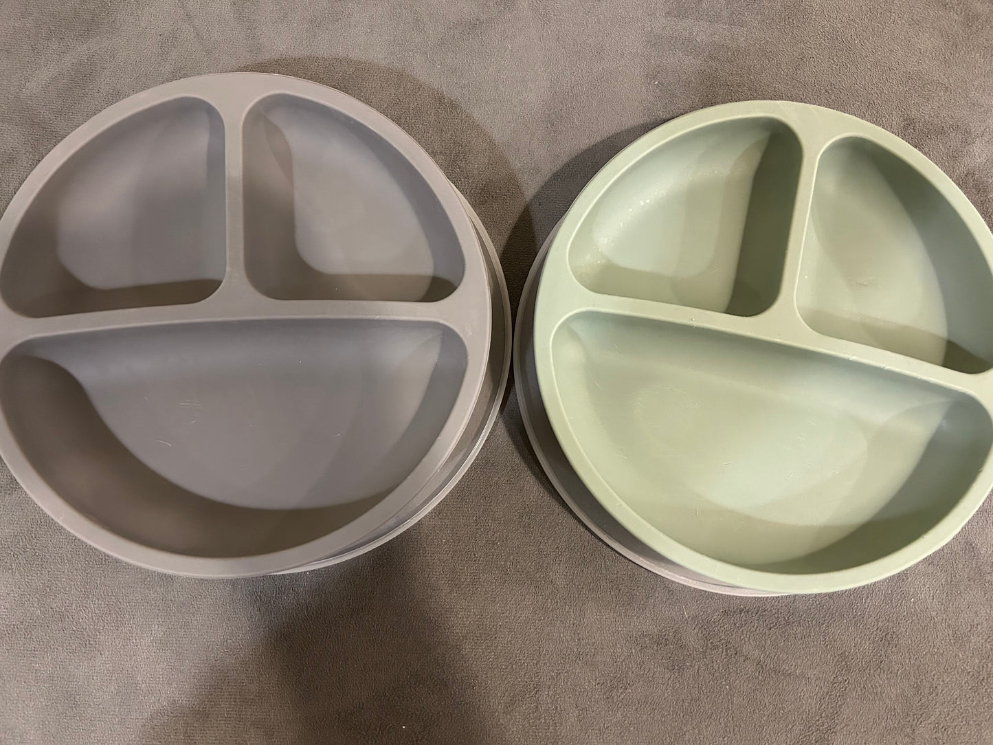 Seller 128 - Weesprout Silicone Divided Plate Set with Lids