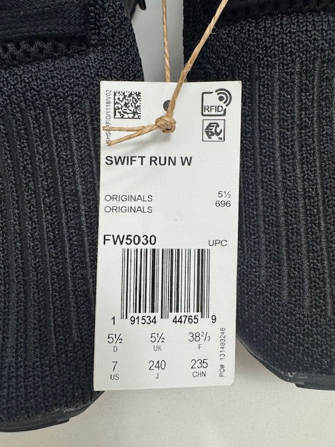 #222 Women's Adidas Swift Run Sz 7 NWT