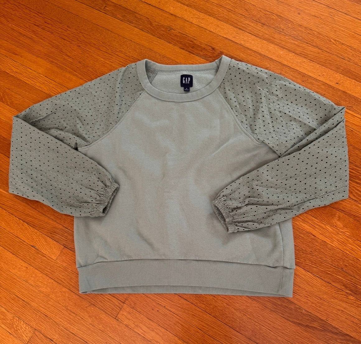 #127 Gap Puff Sleeve Sweatshirt Women's S